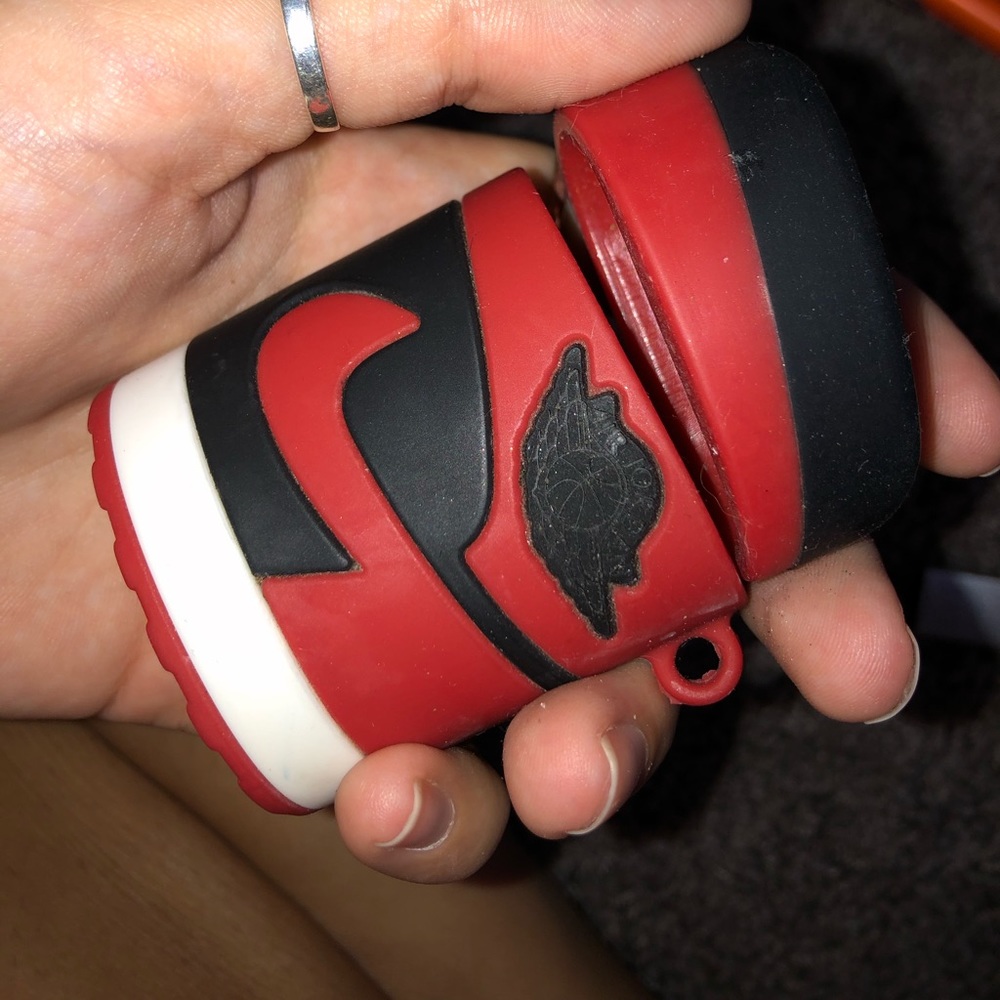 ⭐️Silicone nike air Jordan sneaker AirPod case⭐️